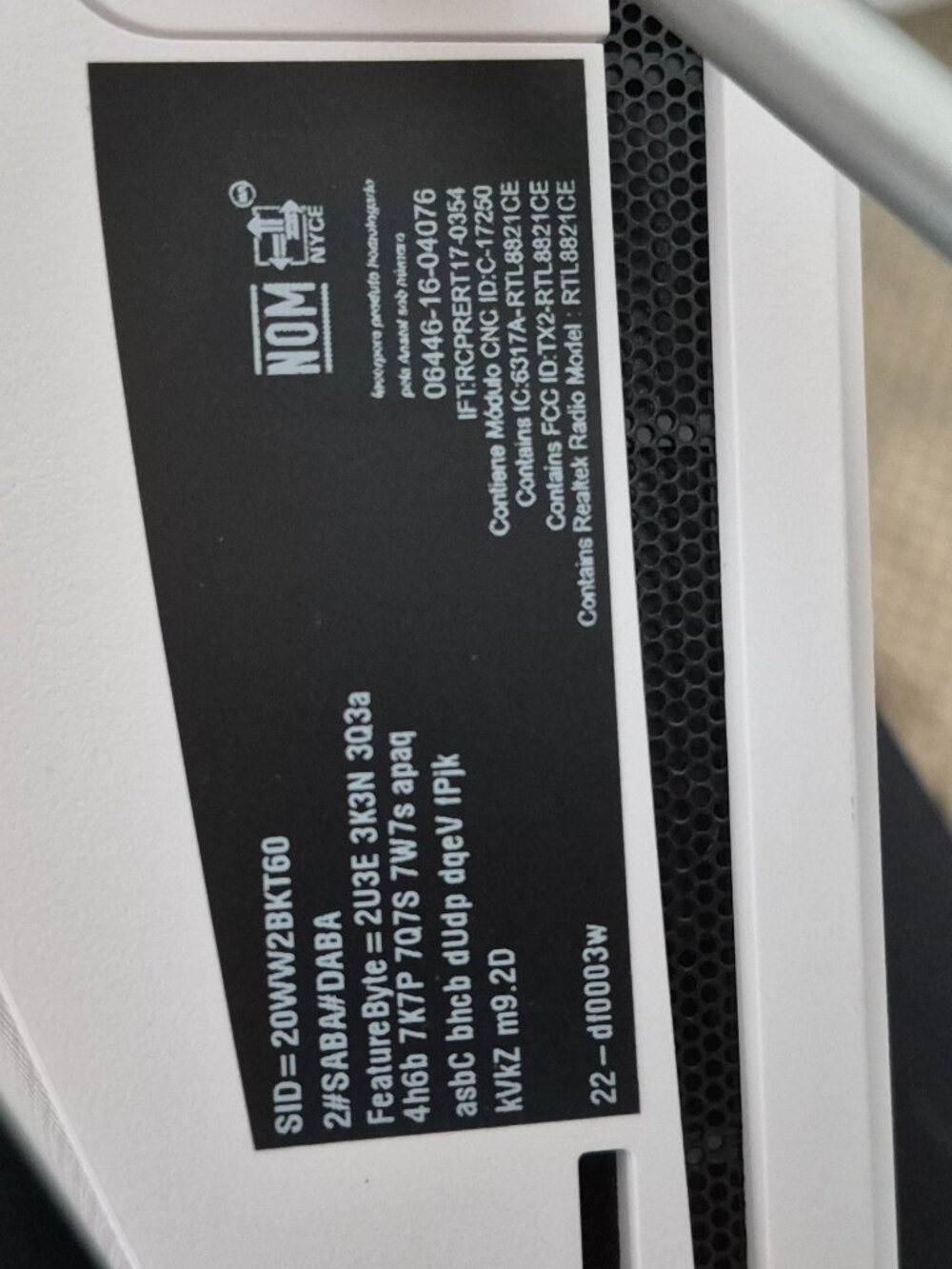 HP 22 All-in-One Desktop Computer - Picture 9 of 9
